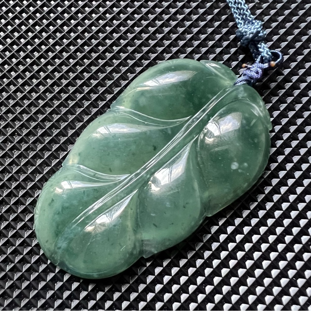 💚💯AUTHENTIC Jade Leaf Pendant Necklace green - Picture 8 of 14